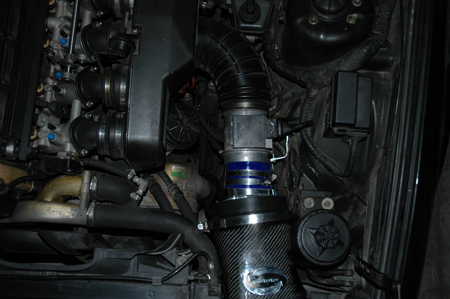 Simota CF610-22 carbon fiber intake